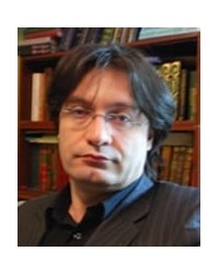 На фото Аликбер Калабекович Аликберов